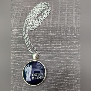 Doctor Who "Don't Blink" Necklace, NWOT